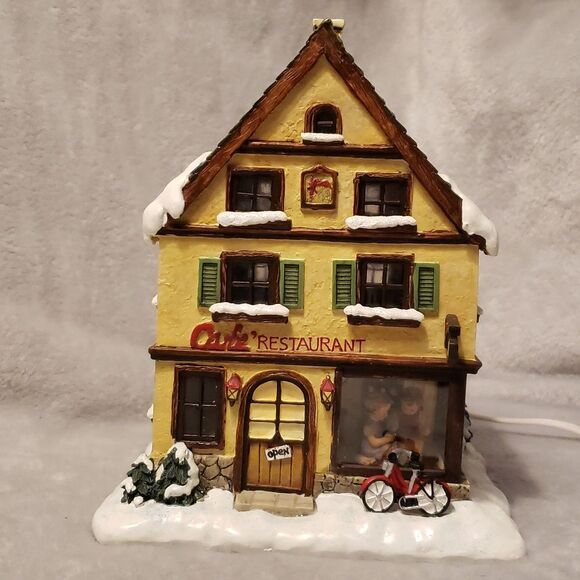 Berta Hummel "Cup of Cheer Cafe" 2003 Hawthorne Village Series - Picture 7 of 11